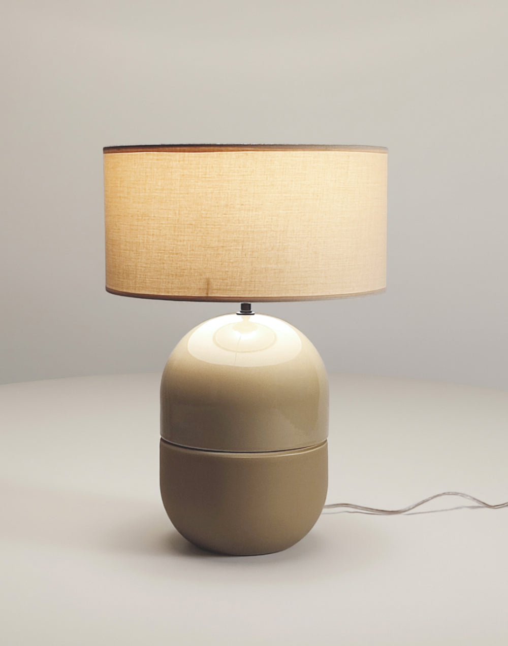 LAMPE JUNE SABLE IMANEA X CHAROLLES Edition Spéciale - Céramique émaillée - Abat-Jour coton Grège