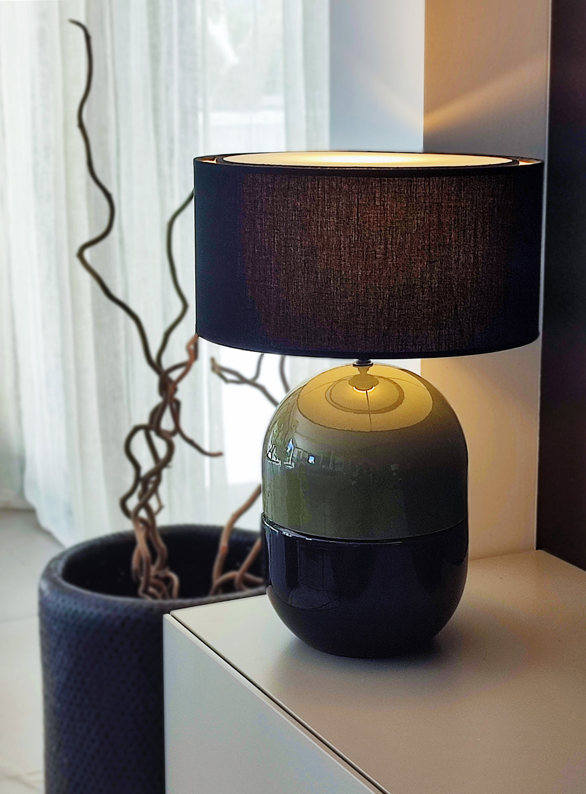 LAMPE JUNE KAKI - Céramique émaillée - Abat-Jour Juno Noir