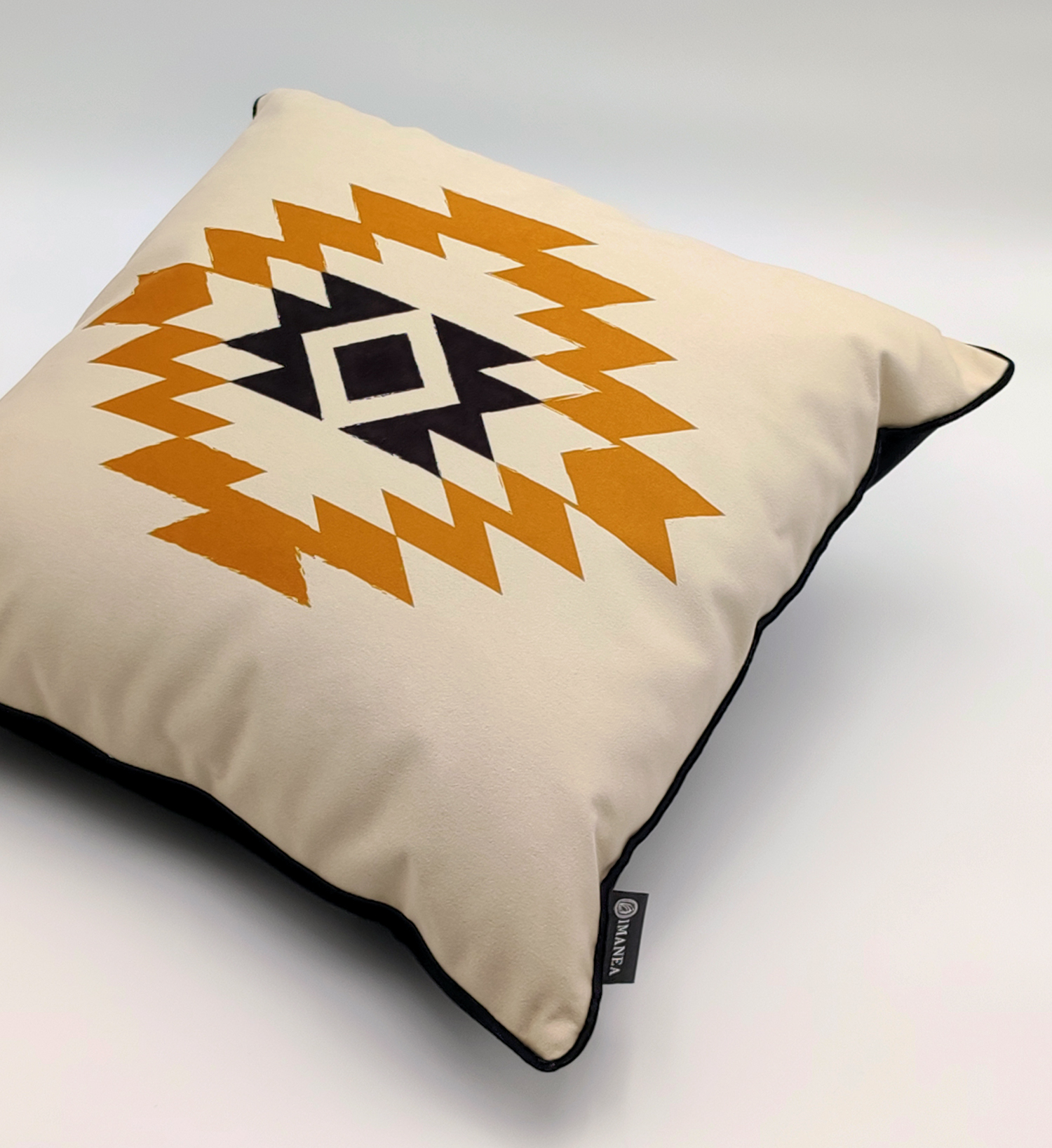 COUSSIN NEVADA - BEIGE SAFRAN - Velours Carré