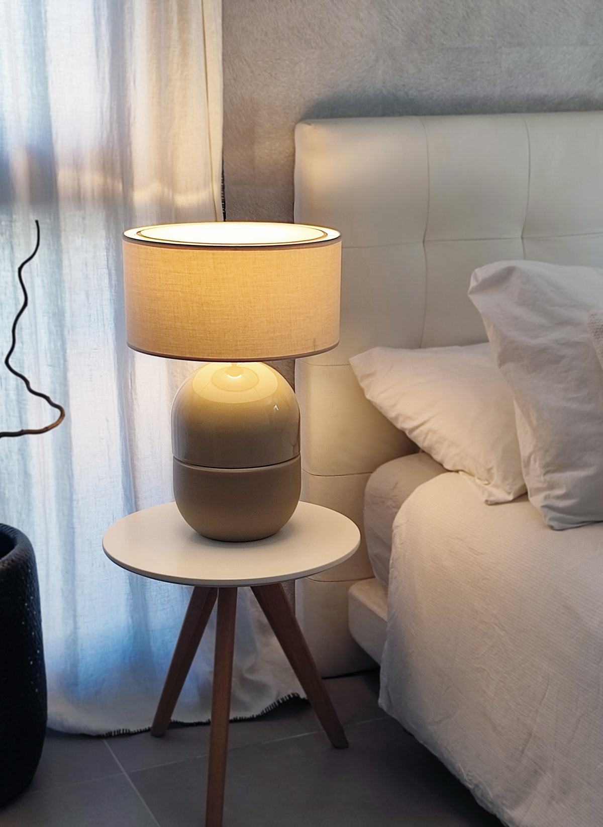 LAMPE JUNE SABLE IMANEA X CHAROLLES Edition Spéciale - Céramique émaillée -  Abat-Jour coton Grège