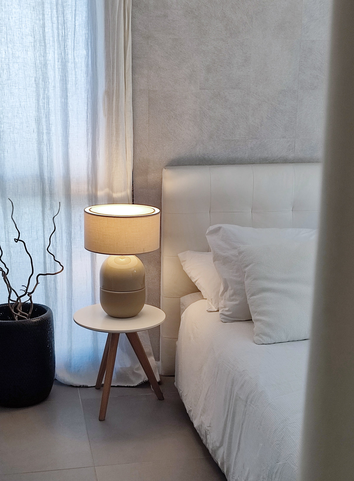 LAMPE JUNE SABLE IMANEA X CHAROLLES Edition Spéciale - Céramique émaillée -  Abat-Jour coton Grège