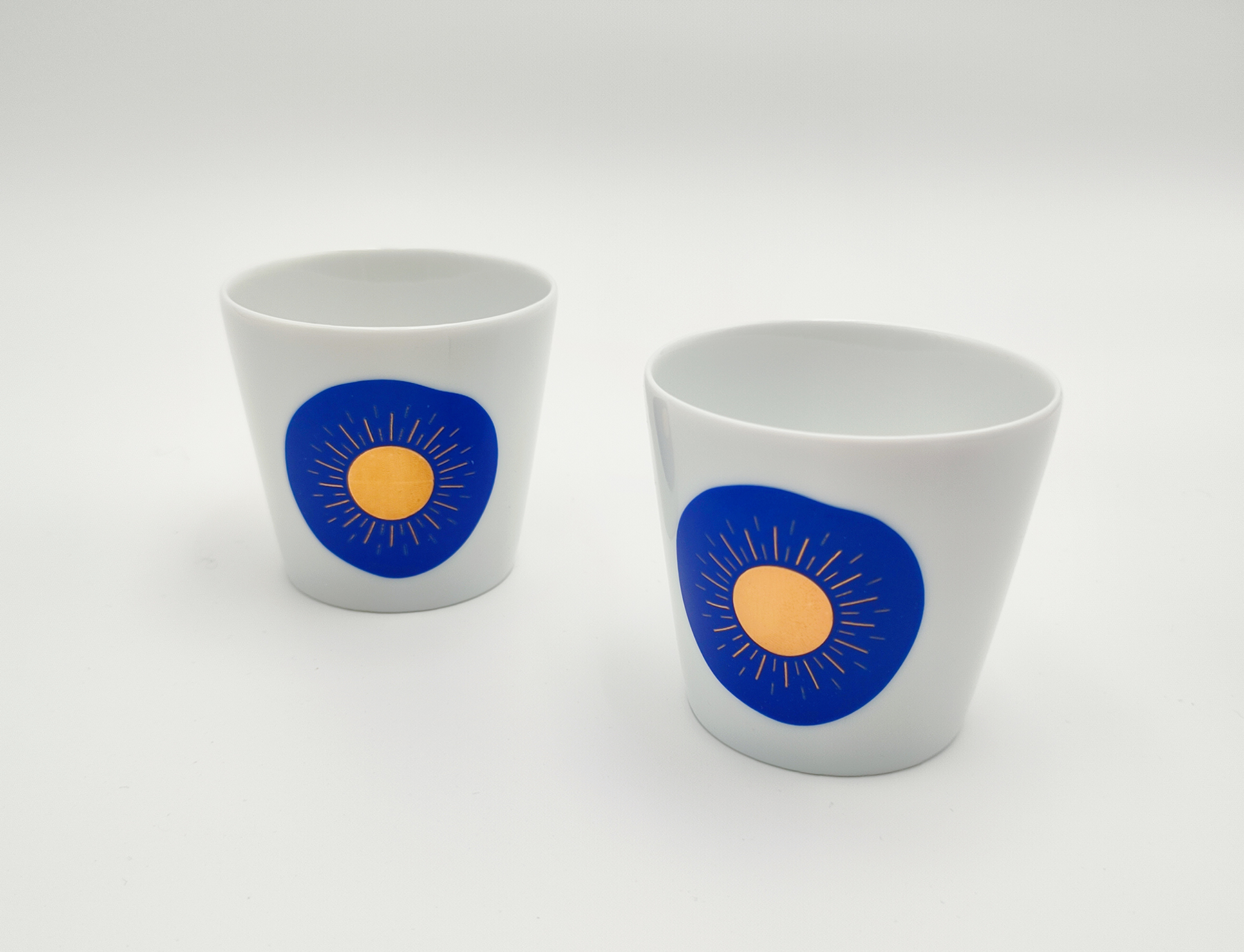 TASSE SOLIS BLUE - Porcelaine de Limoges et Or jaune - 20cl