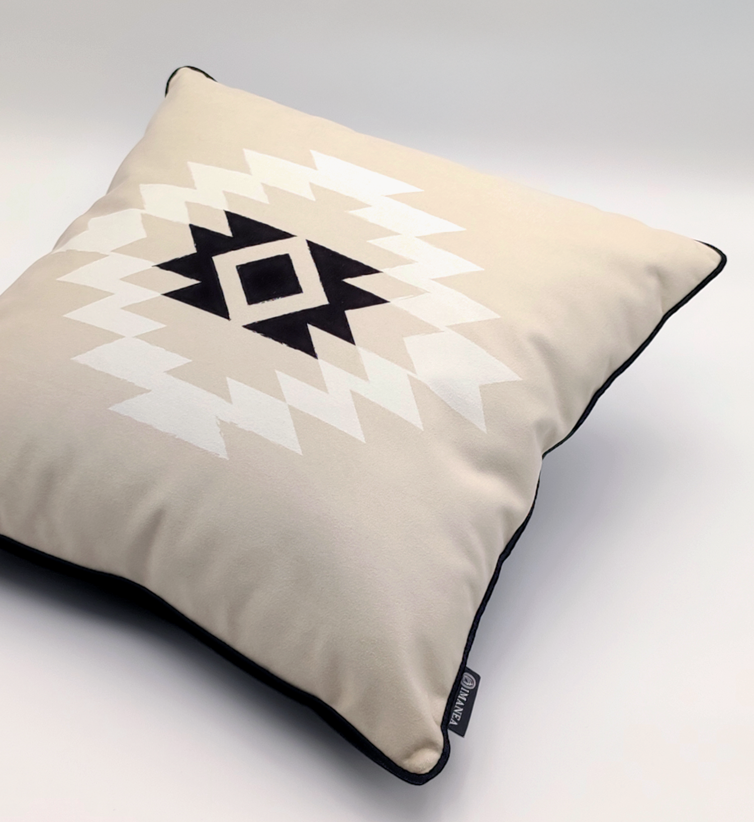 COUSSIN NEVADA - BLANC BEIGE - Velours Carré